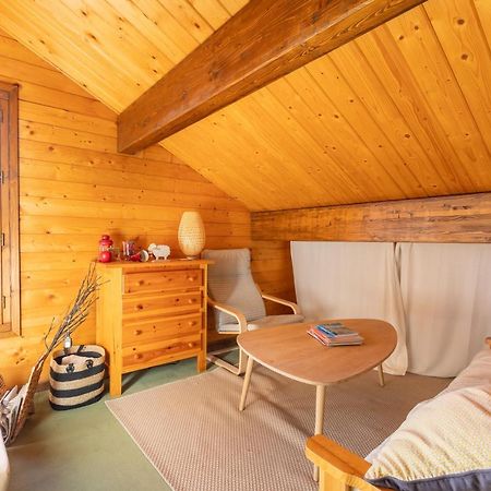 Chalet Les Tilleuls - Jolie Vue Montagne Et Lac Les Angles  Exterior photo